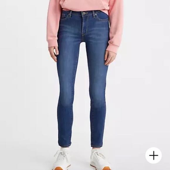 Levi's Women's Skinny Jeans - Dark Blue - Picture 3 of 9